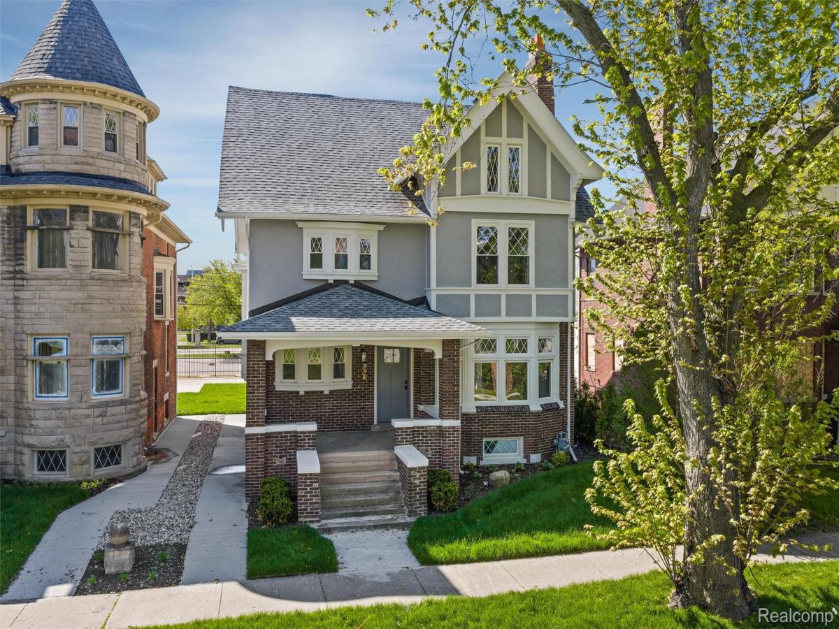 MLS #20261033615 image #0