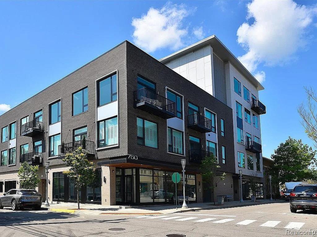 MLS #20261034515 image #0
