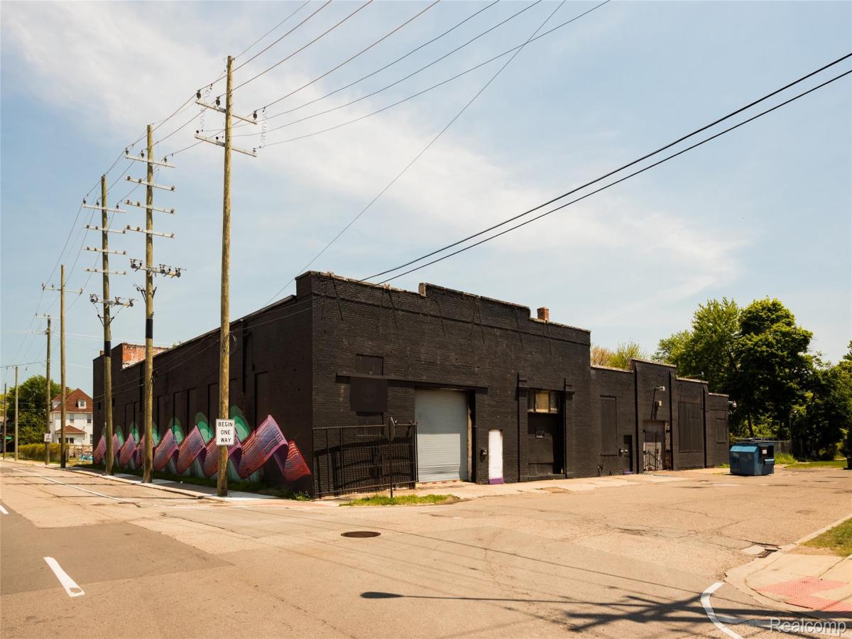 MLS #20261045512 image #0