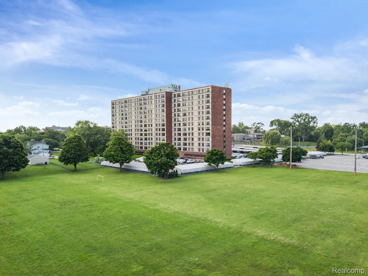 MLS #20261048962 image #0