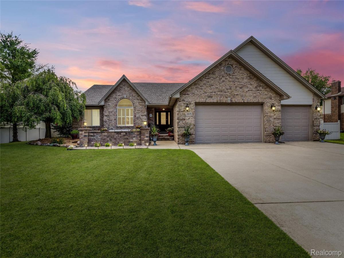 MLS #20261053176 image #0