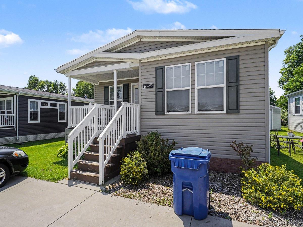 MLS #20261054397 image #0