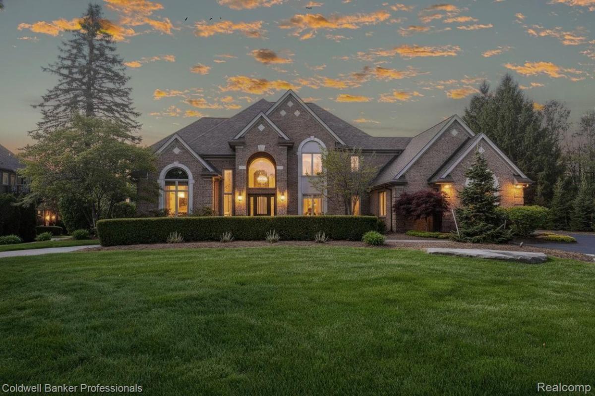 MLS #20261054405 image #0