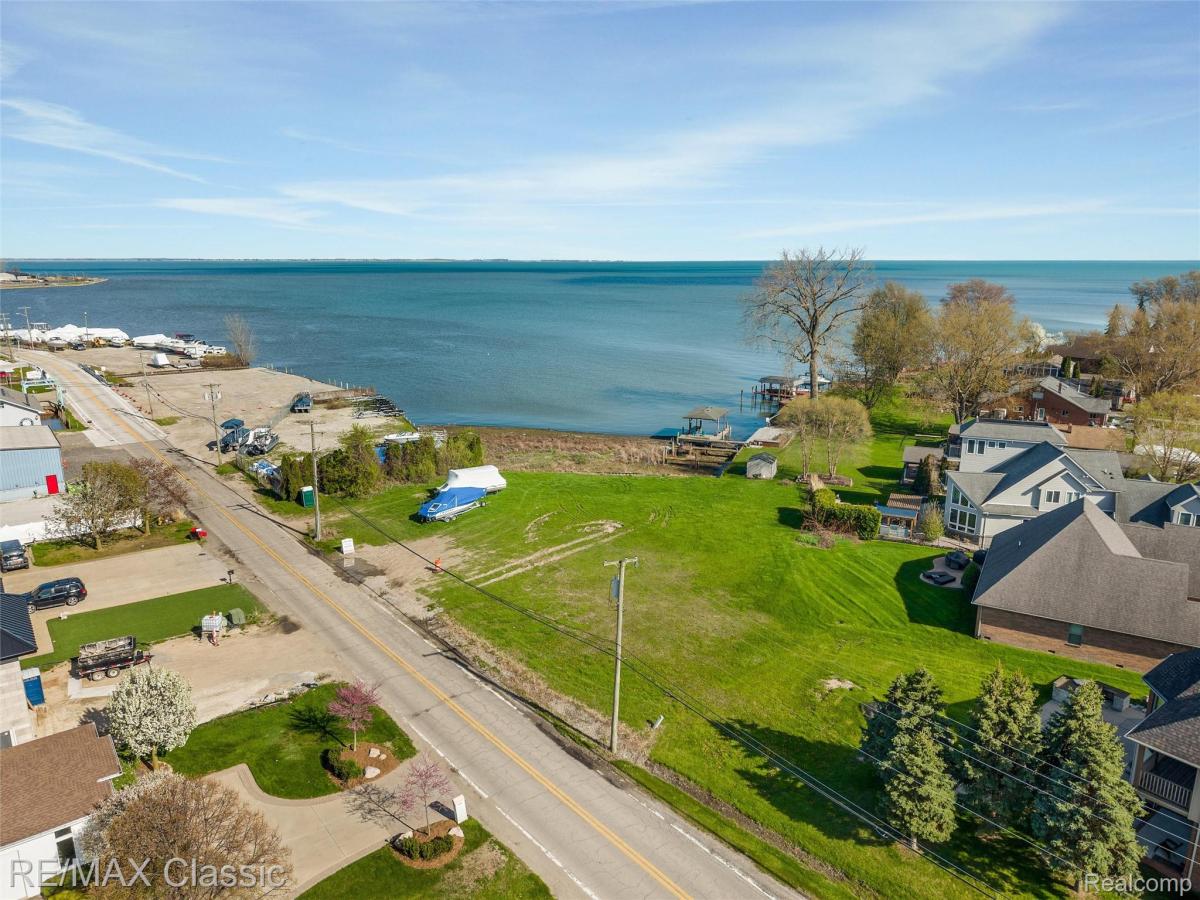MLS #20261054982 image #0