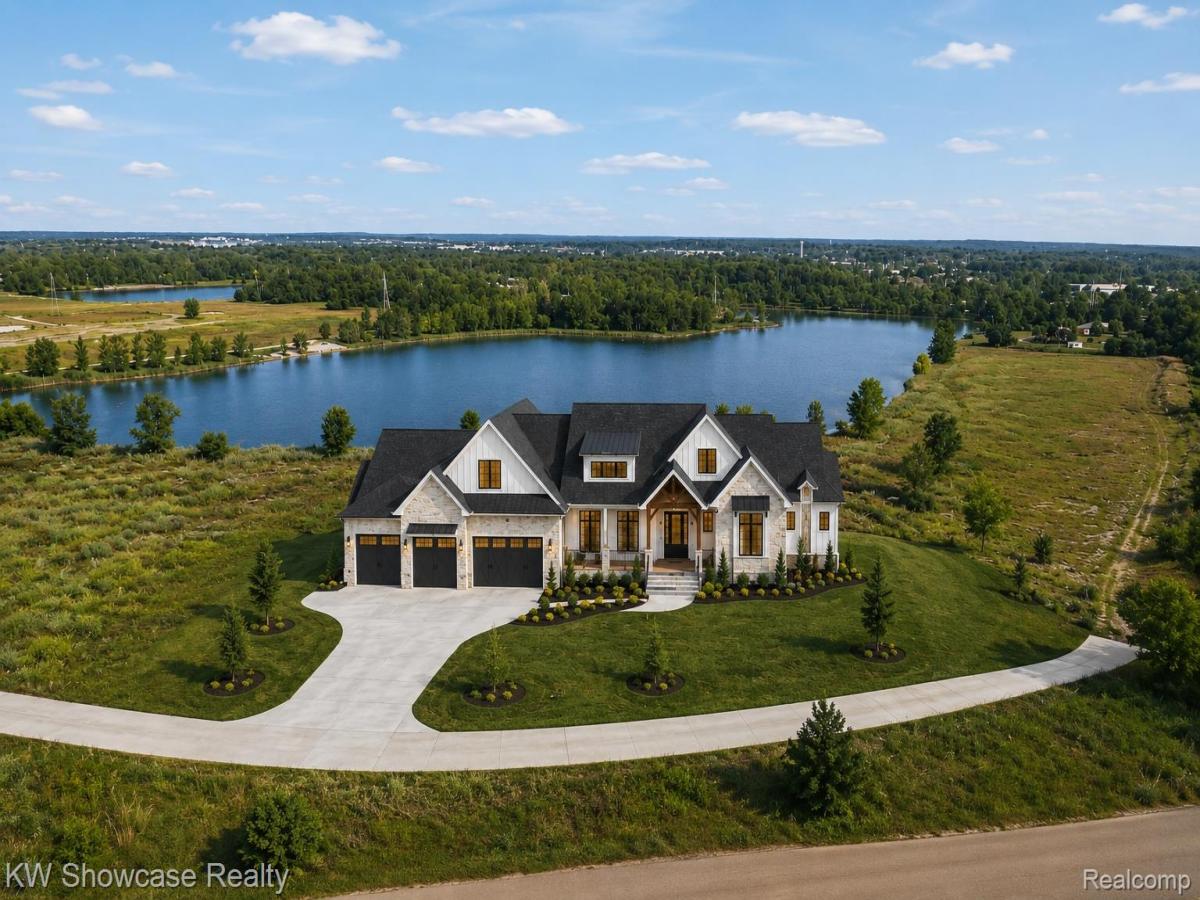 MLS #20261056161 image #0