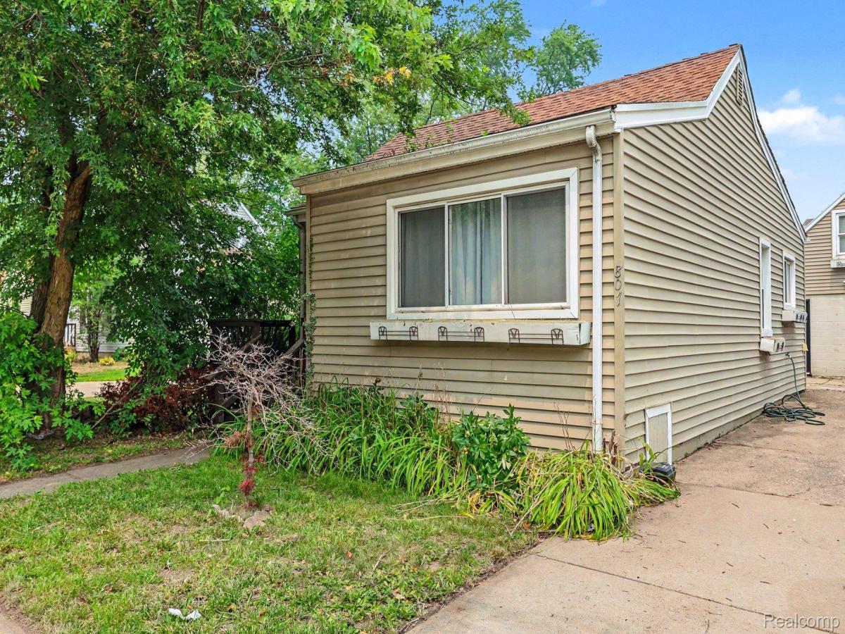 MLS #20261056386 image #0