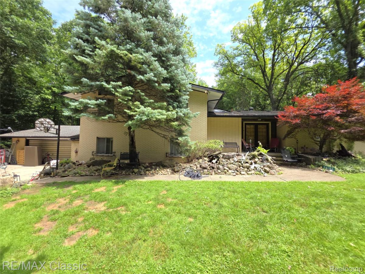 MLS #20261056484 image #0