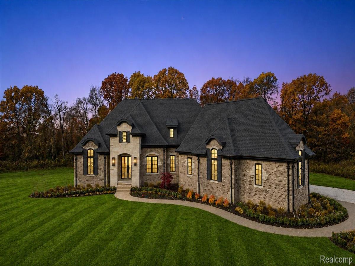 MLS #20261056931 image #0
