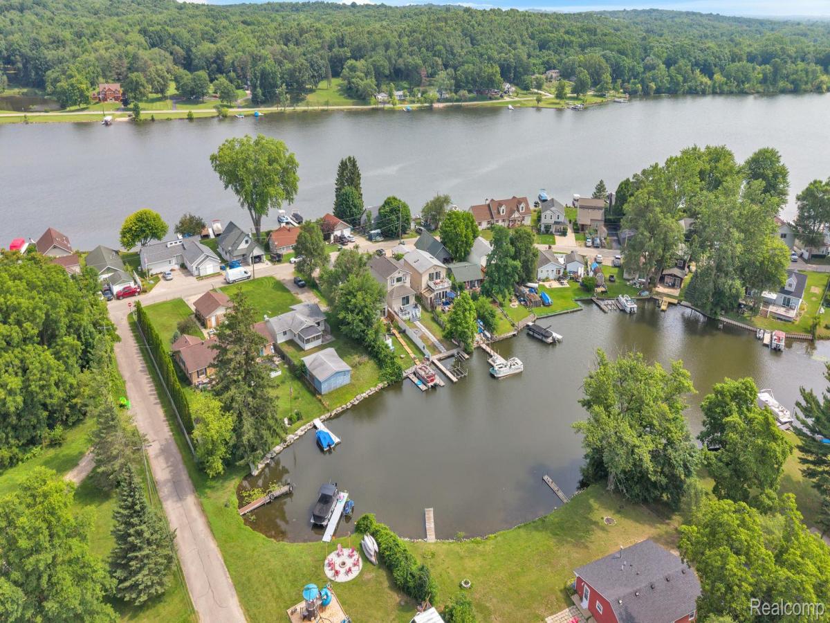MLS #20261062016 image #0