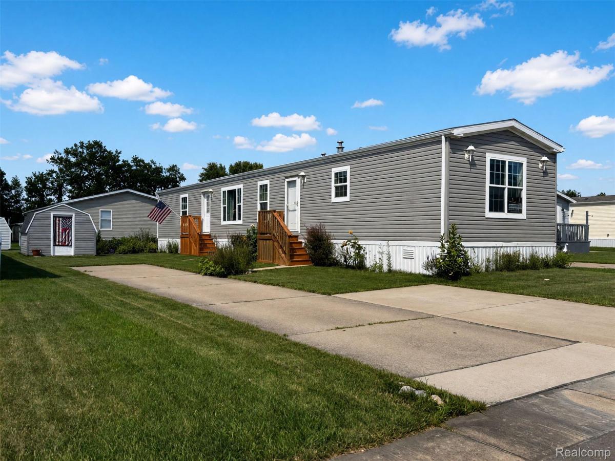 MLS #20261066399 image #0