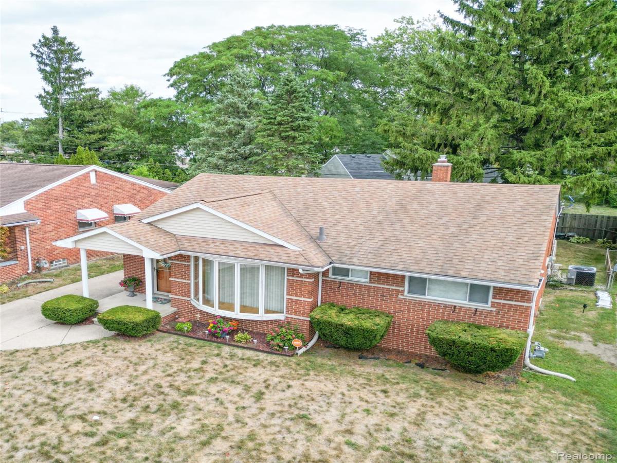 MLS #20261068400 image #0