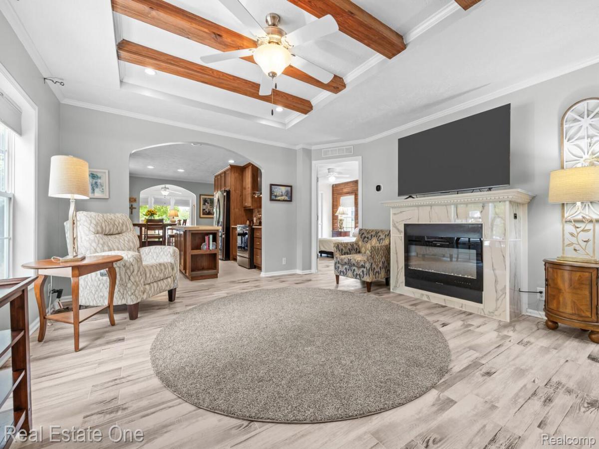 MLS #20261075437 image #0