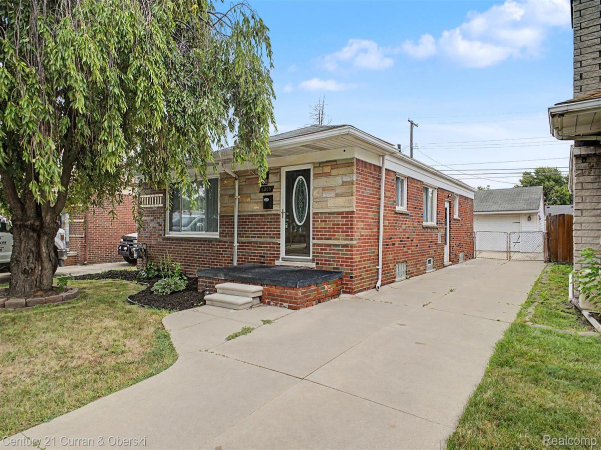 MLS #20261076442 image #0