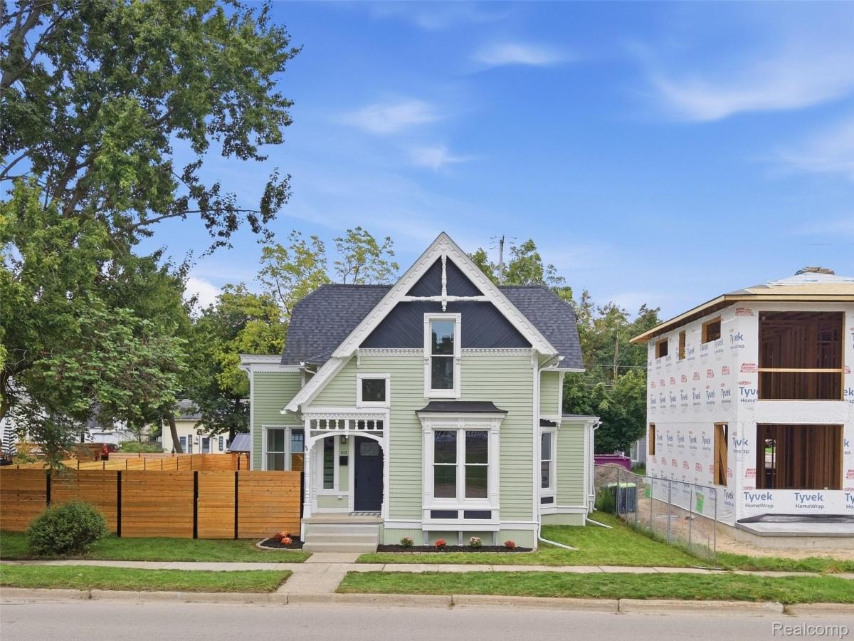 MLS #20261076935 image #0