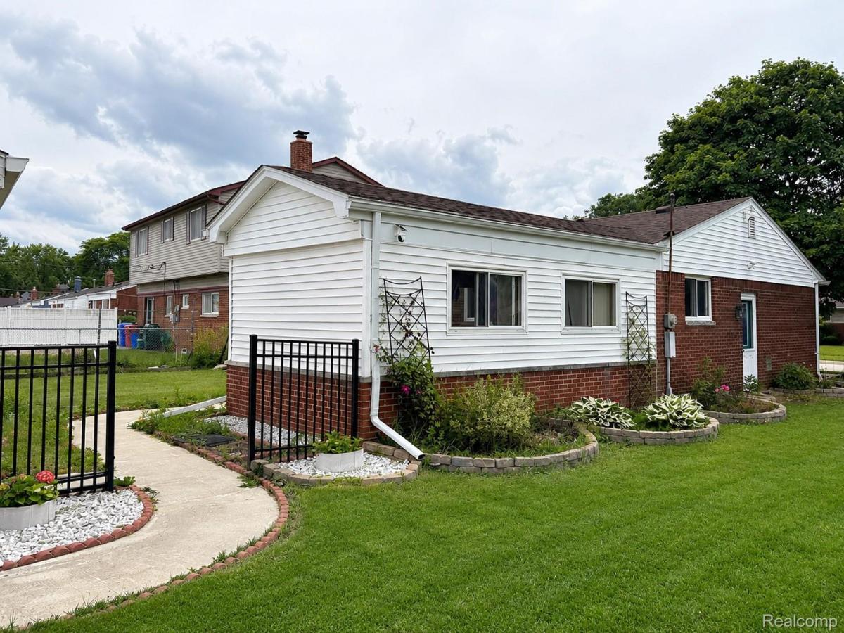 MLS #20261077956 image #0