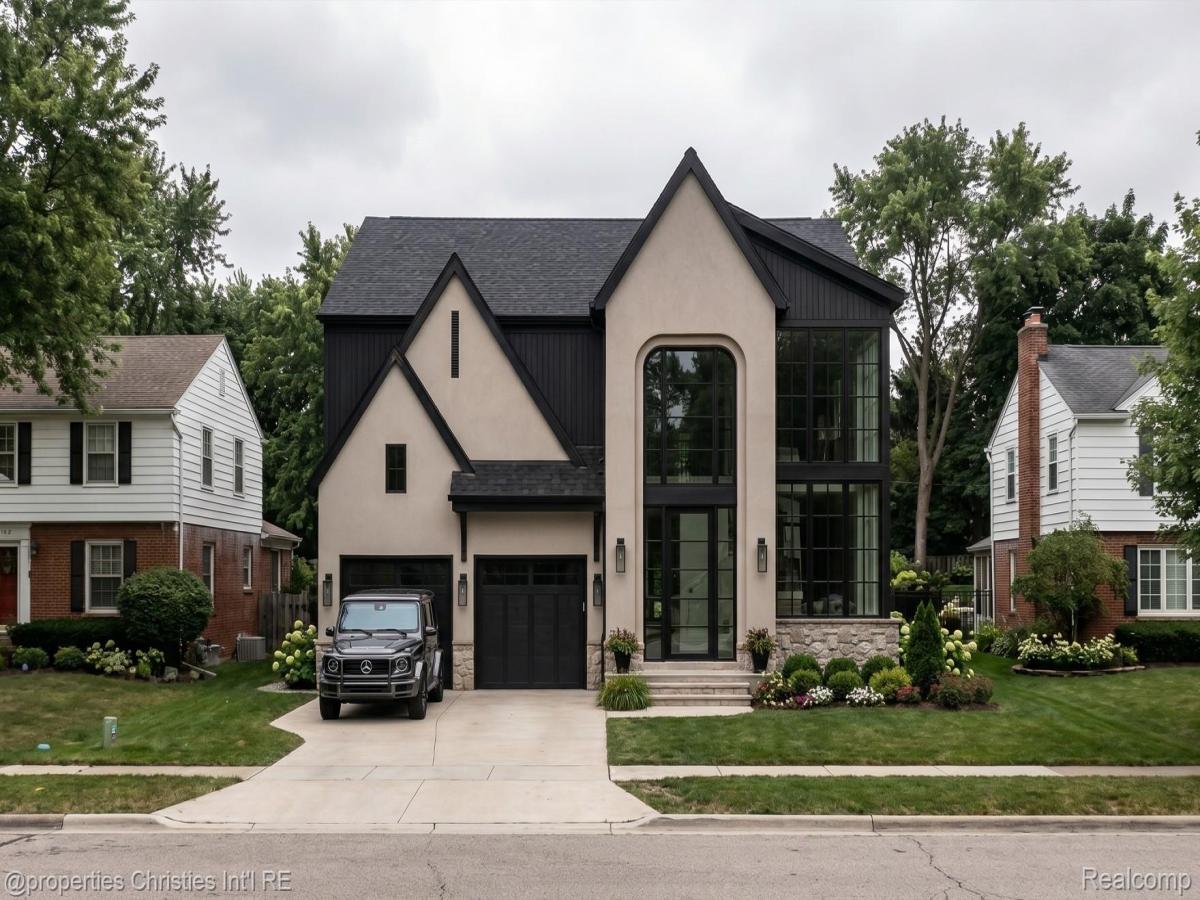 MLS #20261084753 image #0