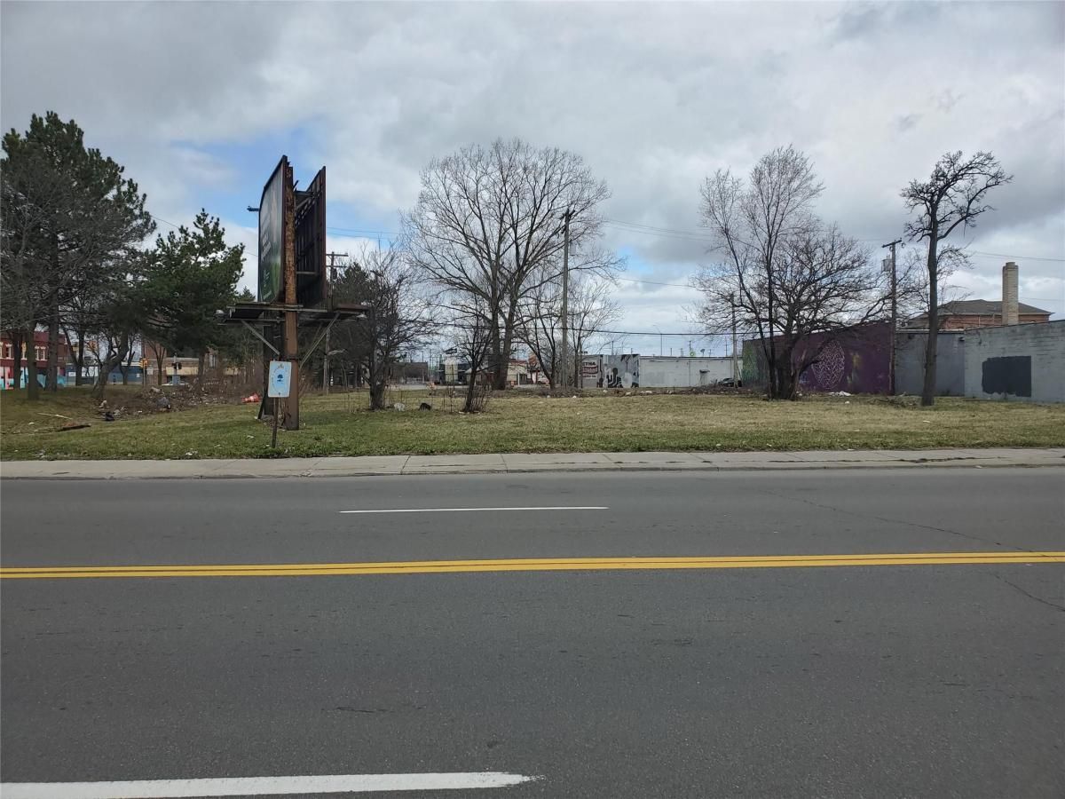 MLS #2220022516 image #0