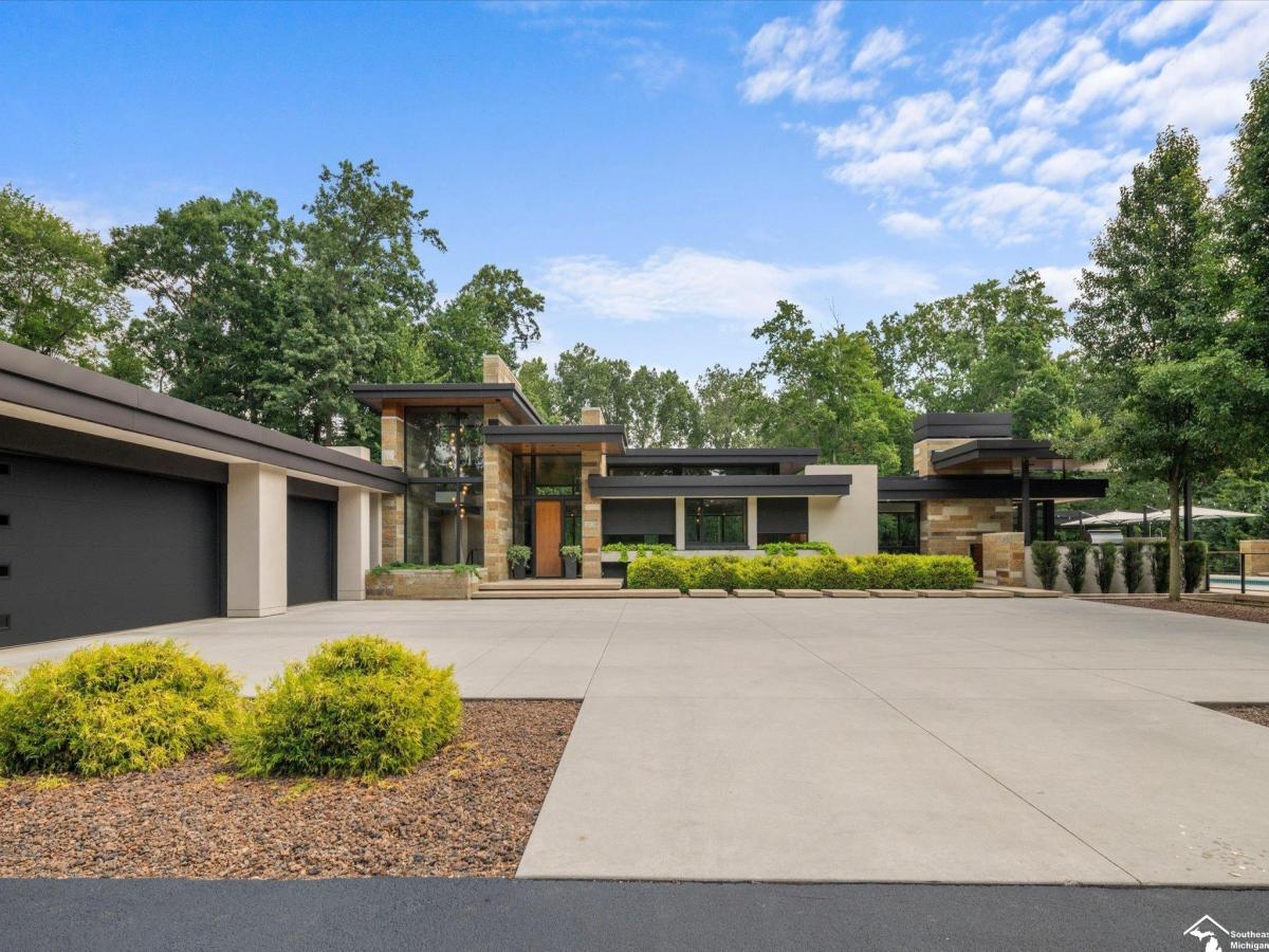 MLS #57050218296 image #0