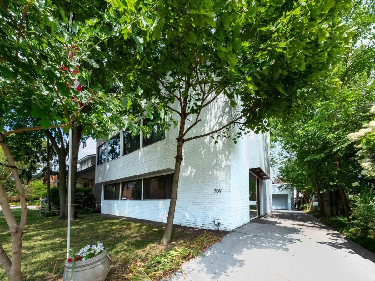 MLS #81025042127 image #0