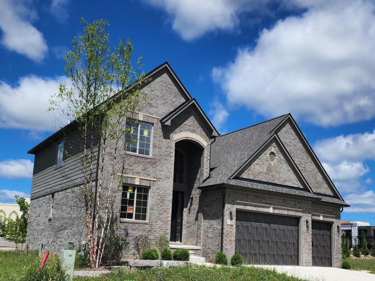 MLS #81026001381 image #0