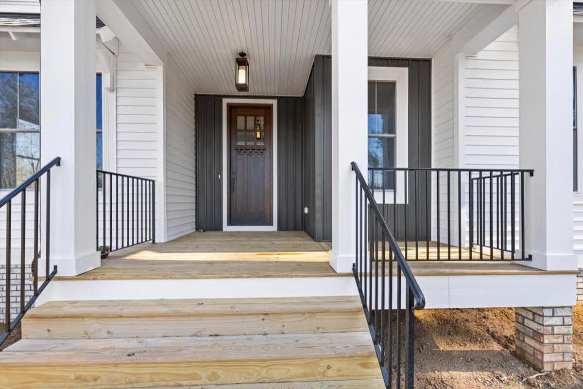 MLS #81026005498 image #0