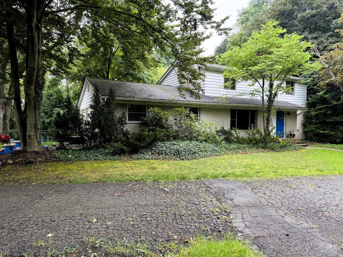 MLS #81026010570 image #0