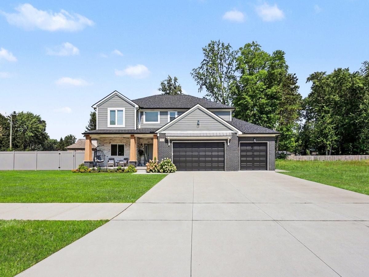 MLS #81026048393 image #0