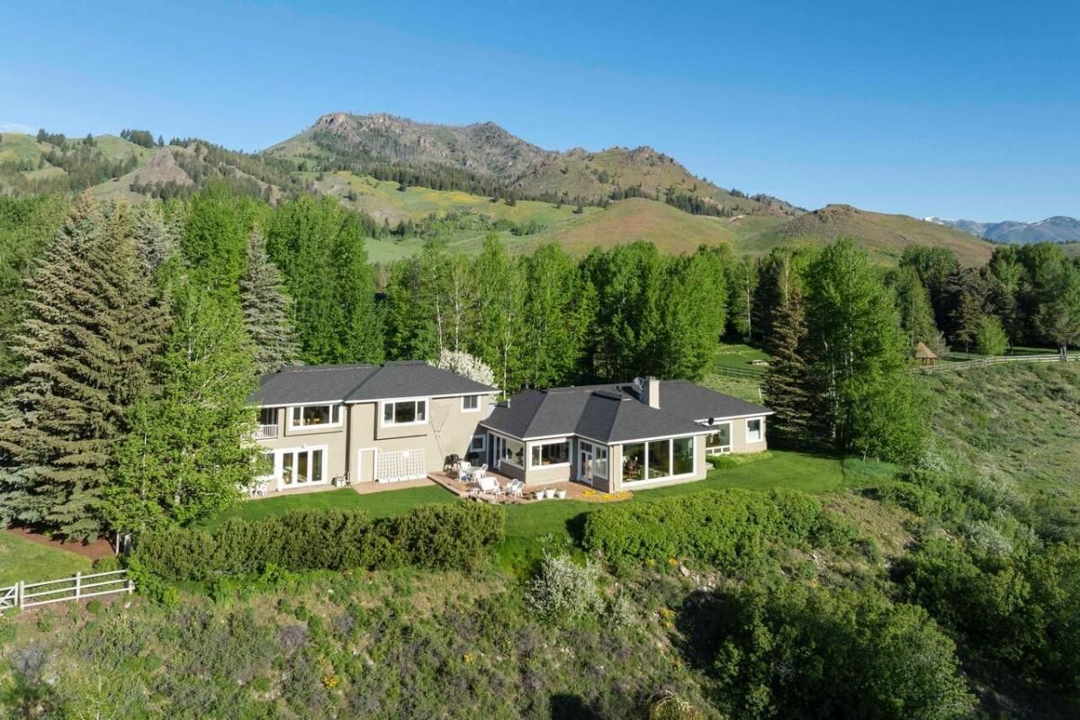 MLS #332833 image #0