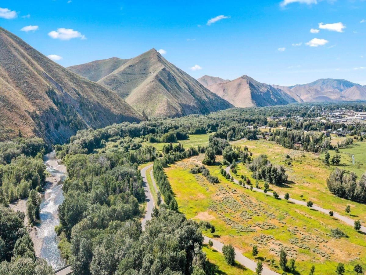 MLS #333078 image #0