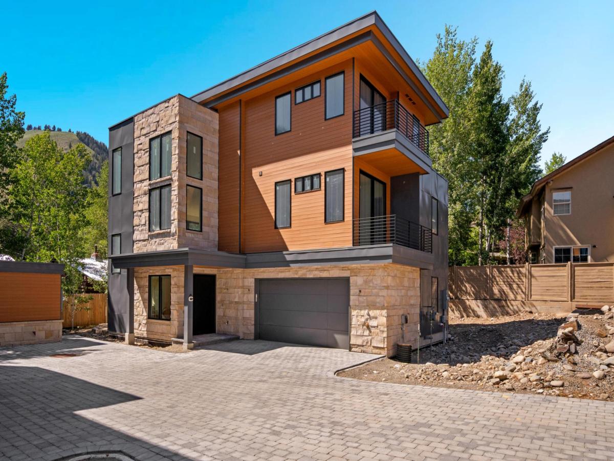 MLS #333433 image #0