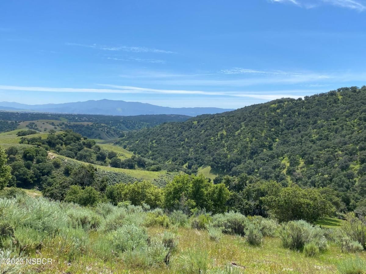 MLS #22001059 image #0