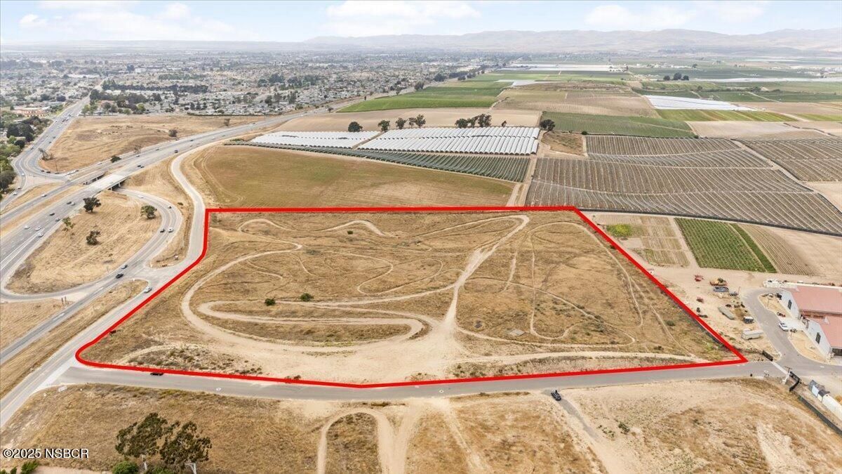 MLS #25001128 image #0