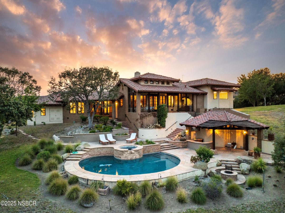 MLS #25001617 image #0