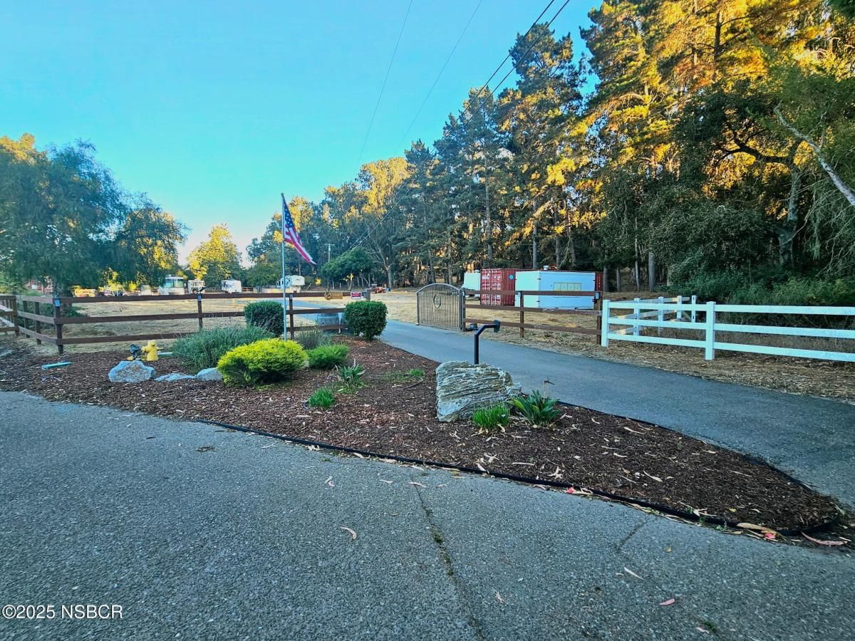 MLS #25001878 image #0