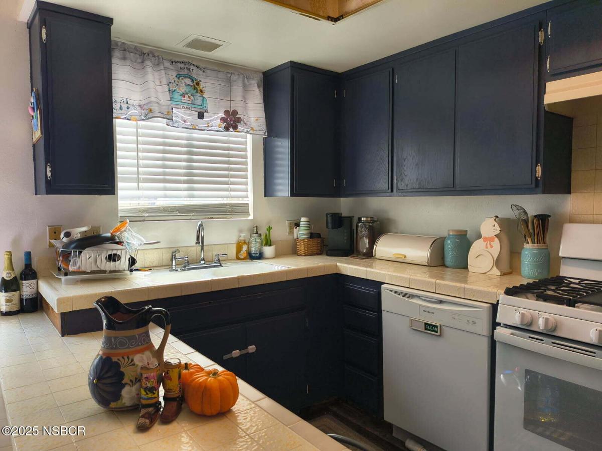 MLS #25002007 image #0