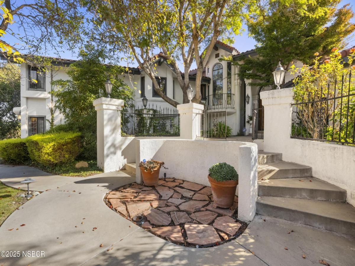 MLS #25002123 image #0