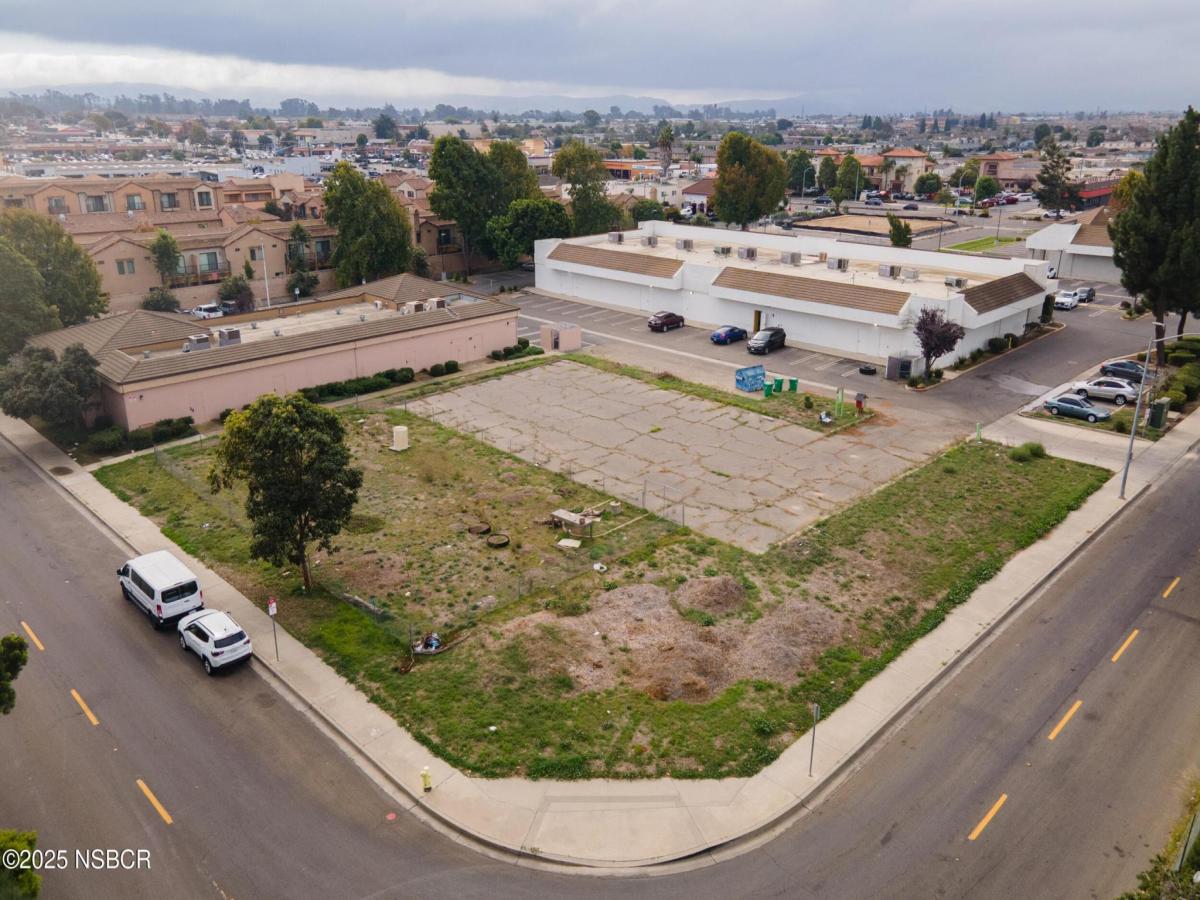 MLS #25002156 image #0