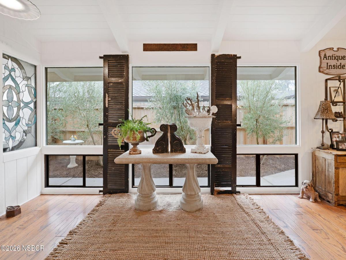 MLS #25002210 image #0