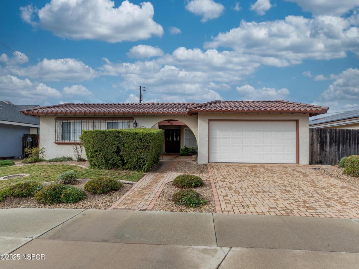 MLS #25002302 image #0