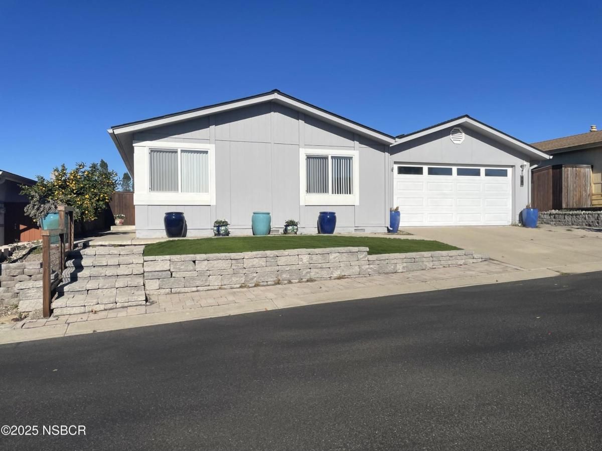 MLS #25002370 image #0