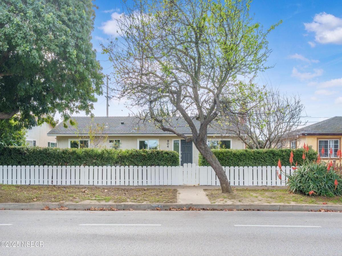 MLS #25002420 image #0