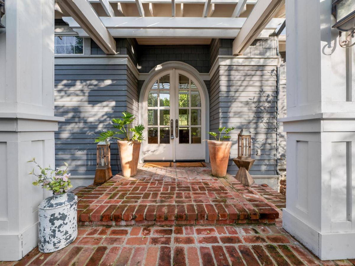 MLS #228844 image #0