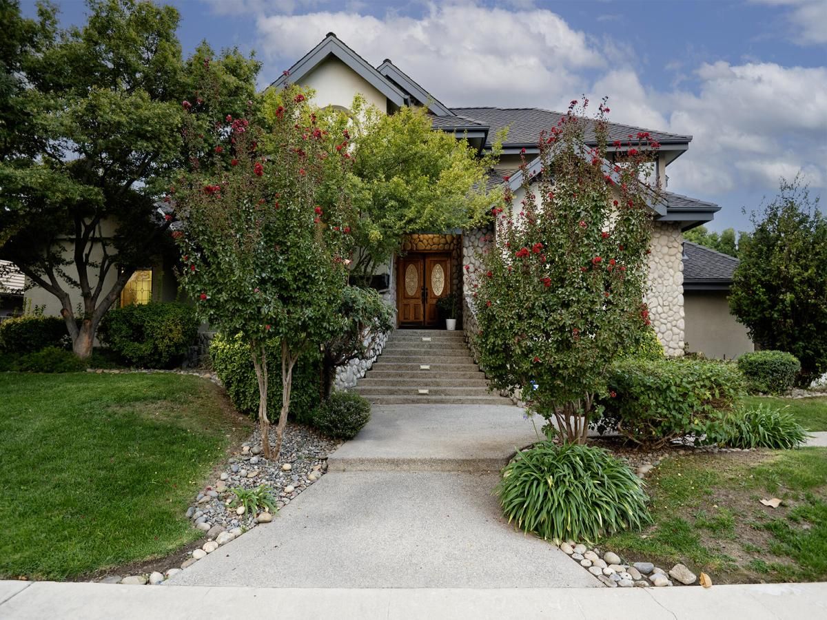 MLS #237589 image #0