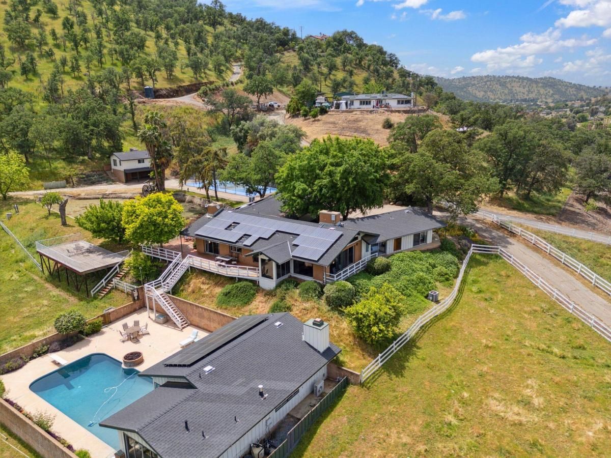 MLS #237680 image #0