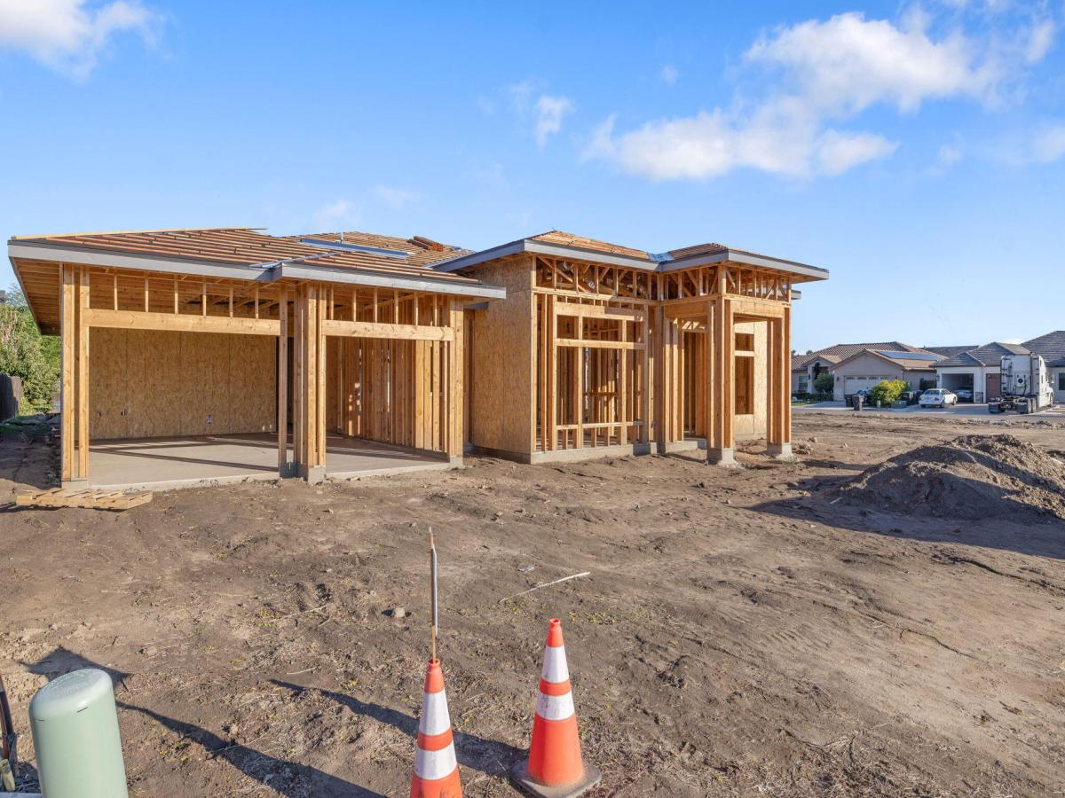 MLS #237959 image #0