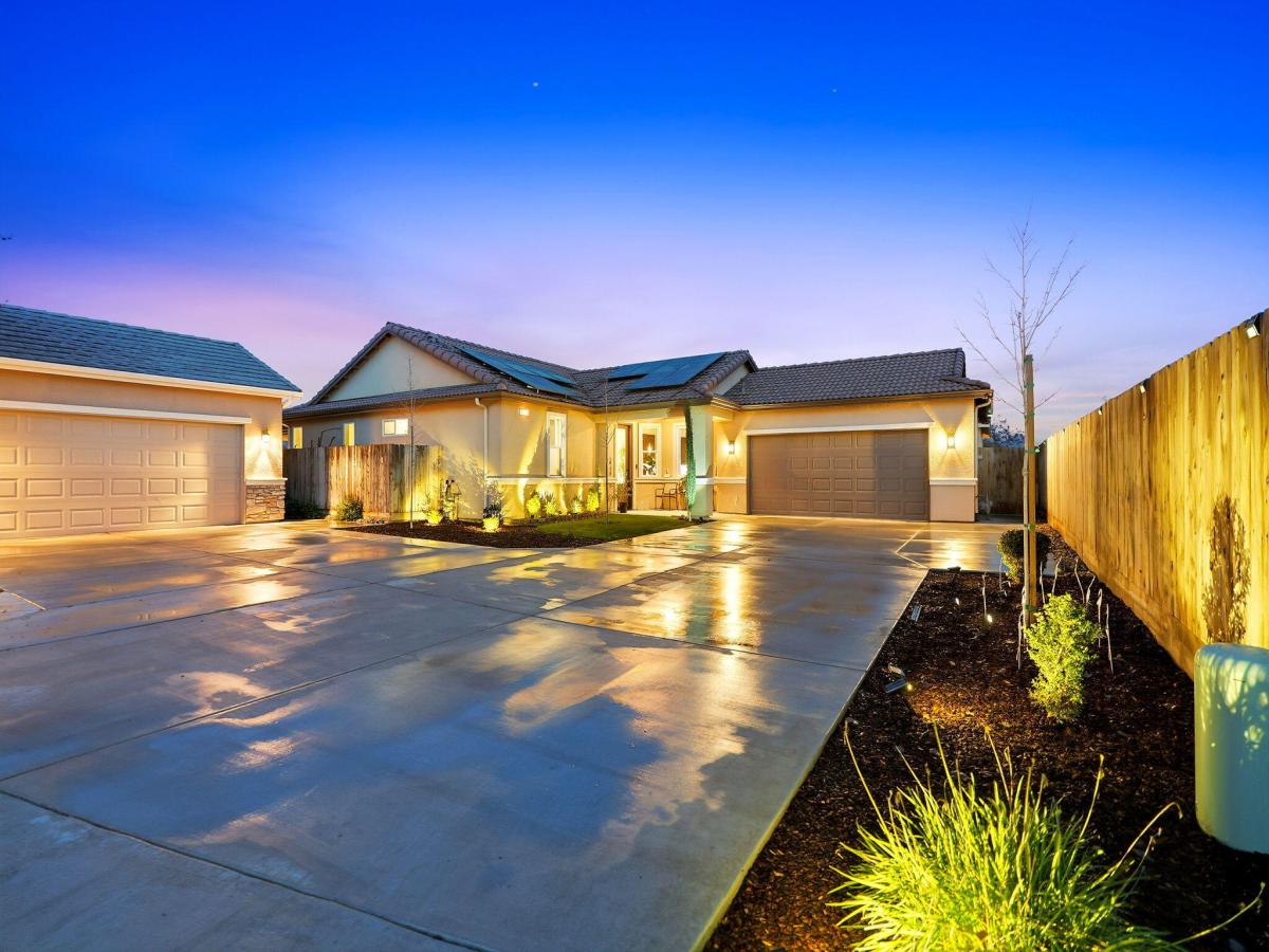 MLS #239100 image #0