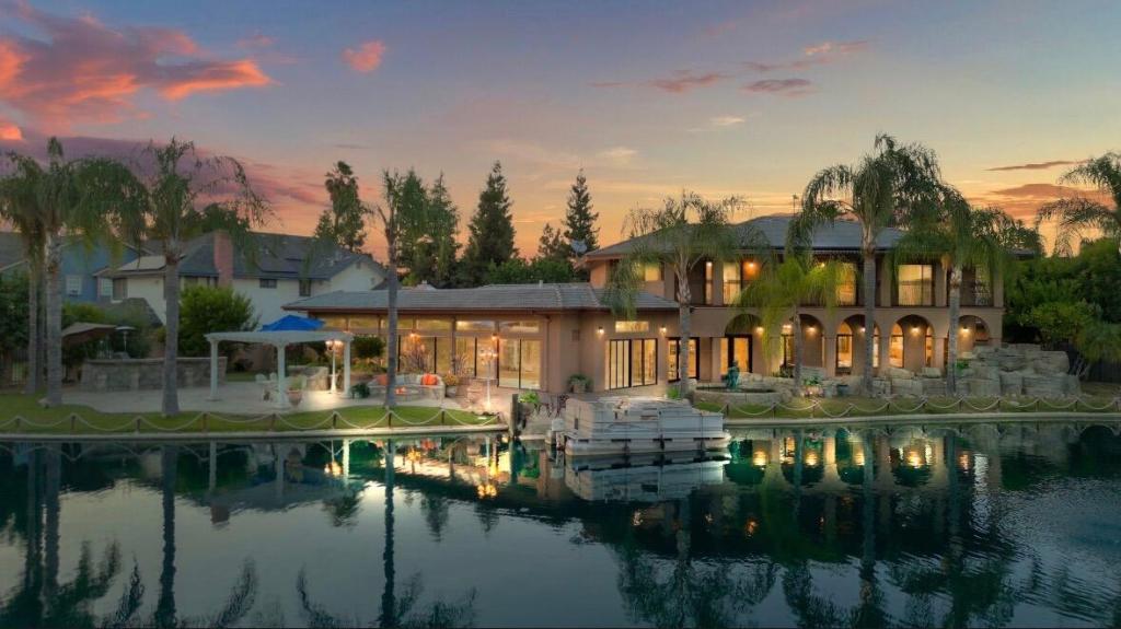 MLS #241883 image #0