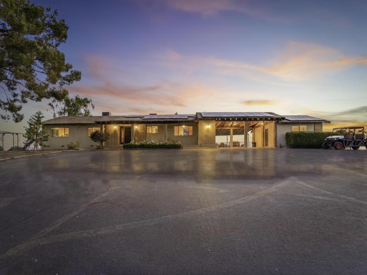 MLS #242194 image #0