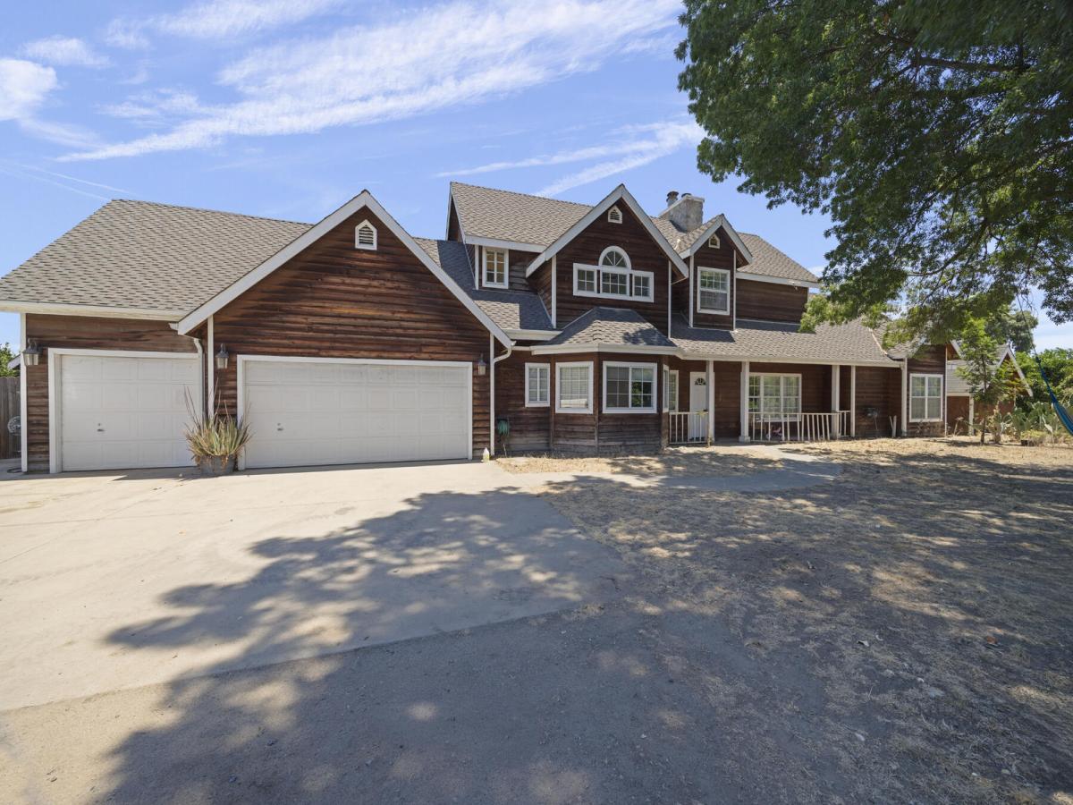 MLS #242912 image #0