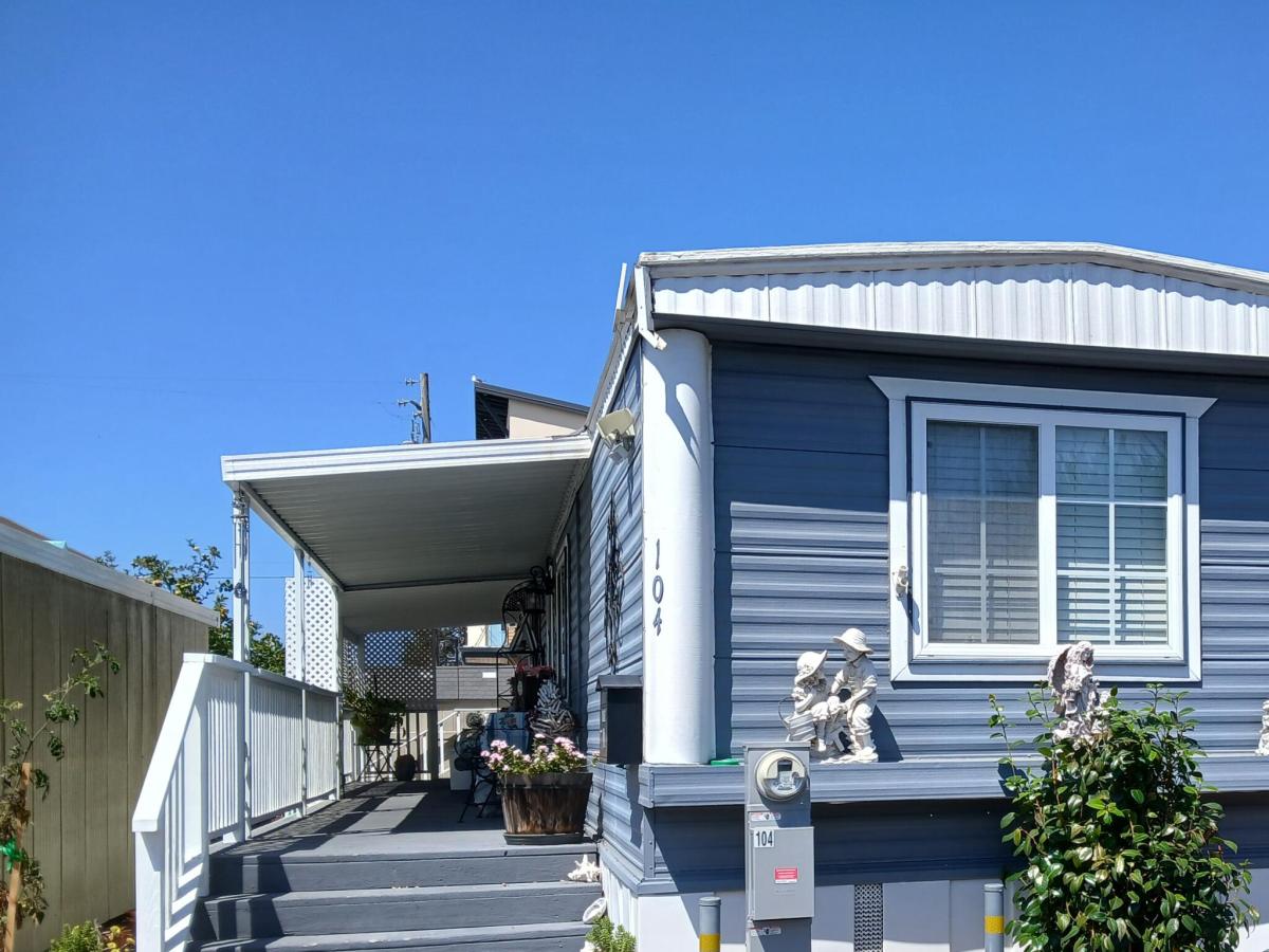 MLS #243650 image #0
